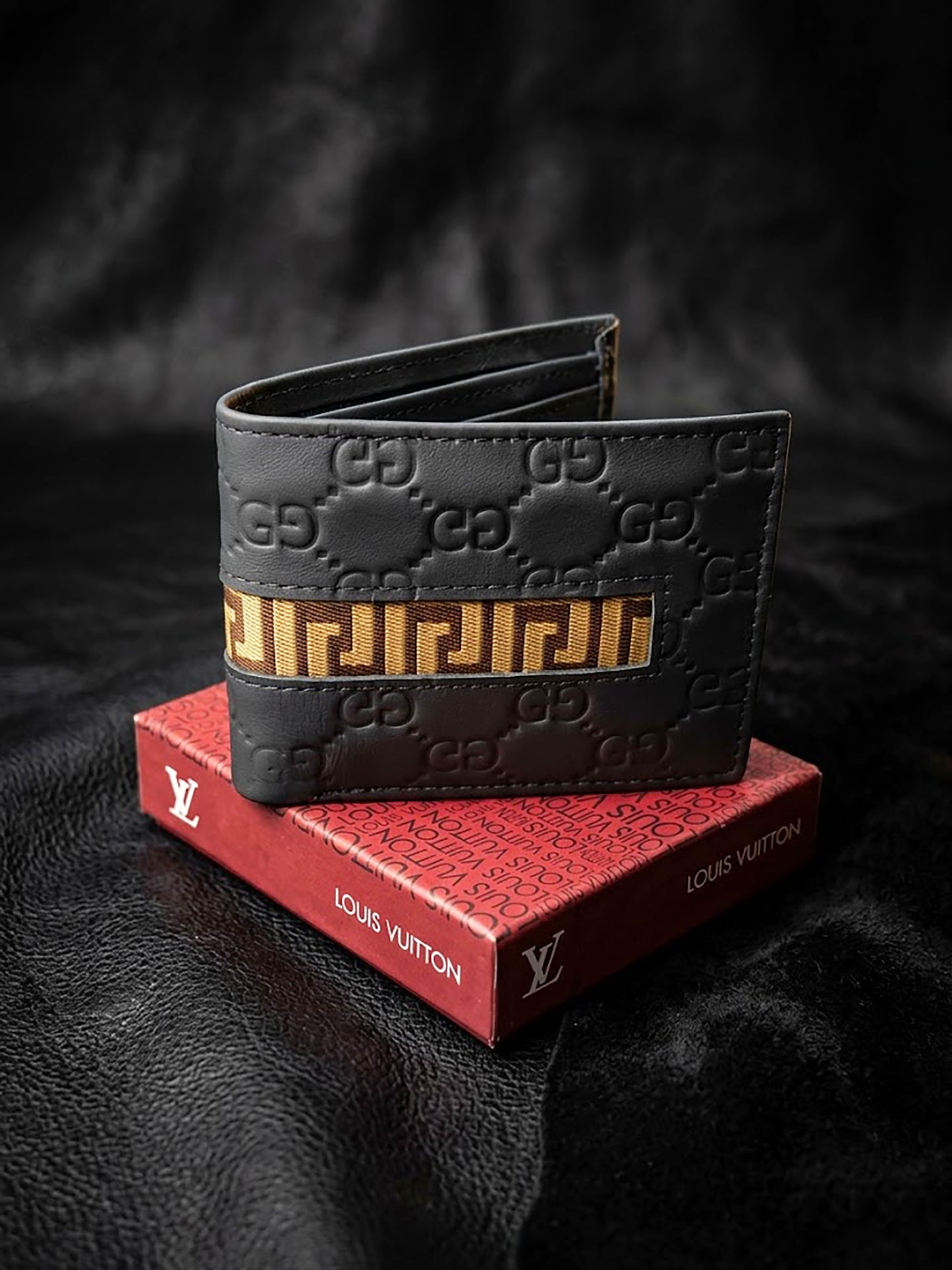 Men's Genuine Leather Bifold Wallet - Luxury Fashion Embossed